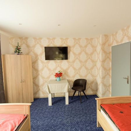Mainzimmer - Business Apartments Hasloch  Экстерьер фото